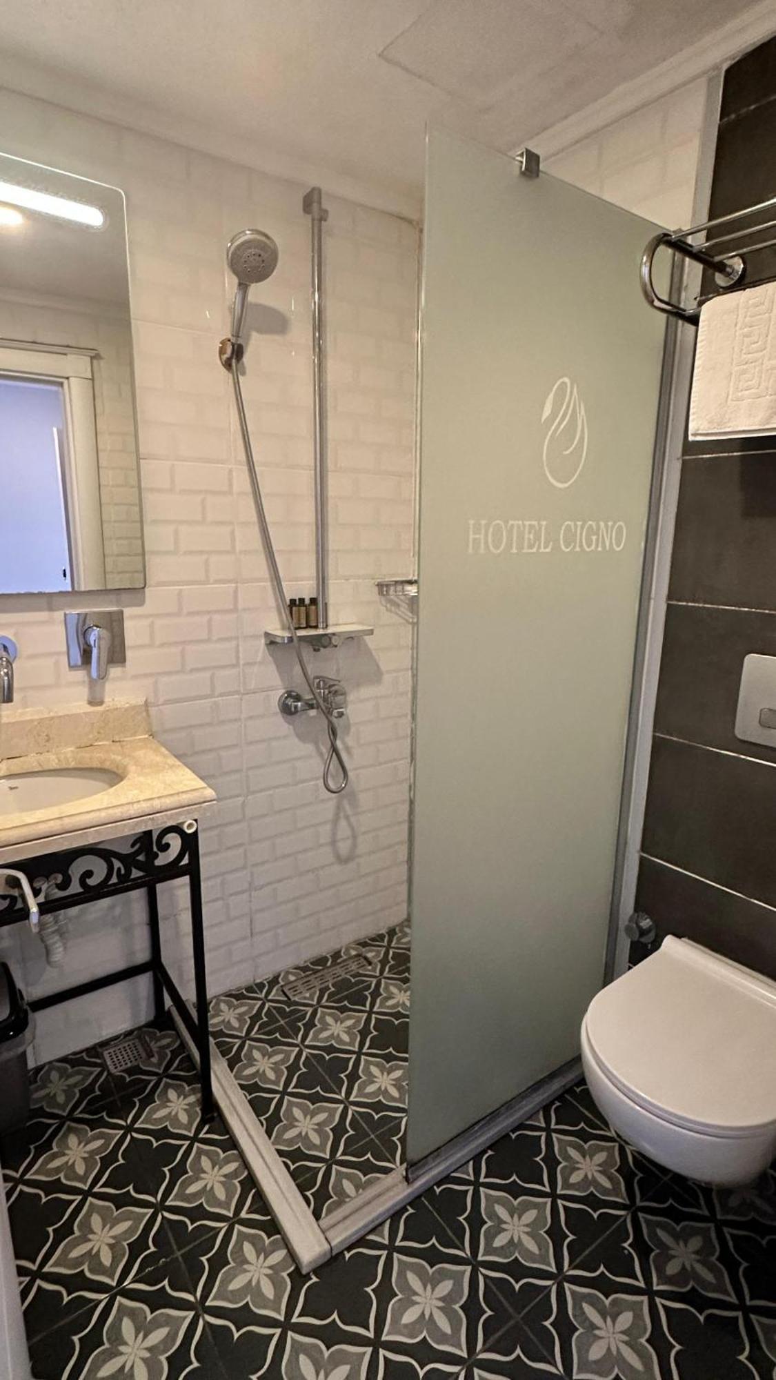 Good Night Hotel Istanbul